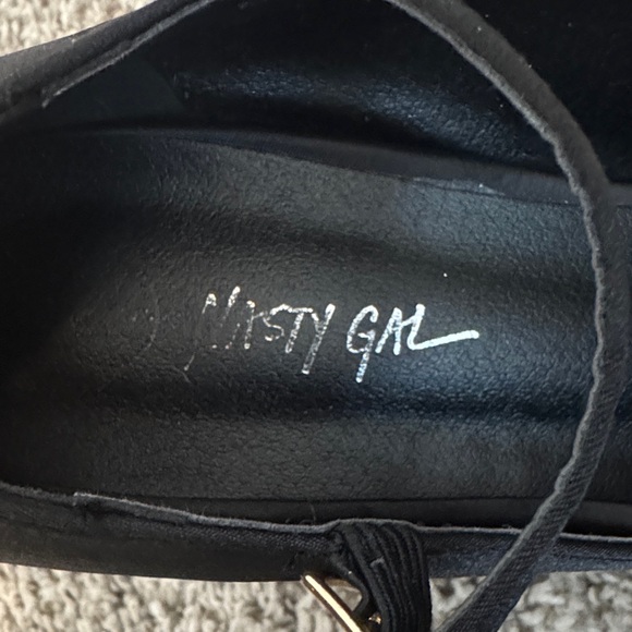 Nasty Gal Black Platform Mary Jane Shoes - Picture 2 of 8